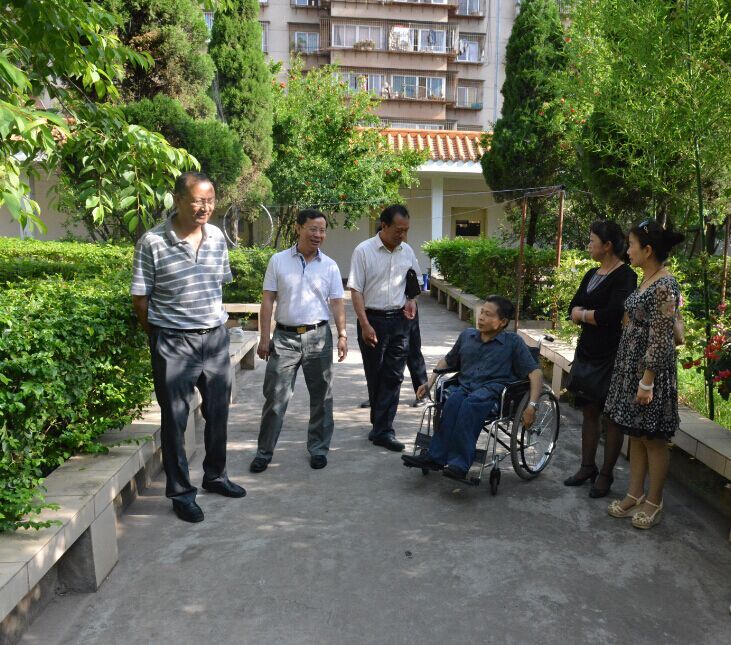 图为省残联领导到taptap官网调研(二) 图为省残联领导到taptap官网调研(二)